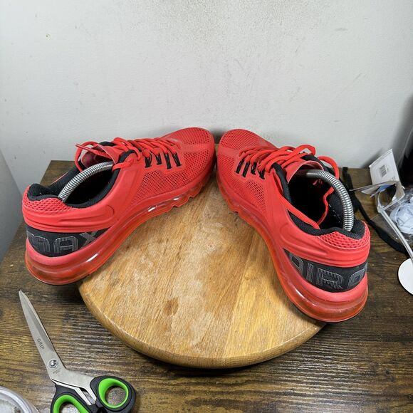 Athletic_Shoes